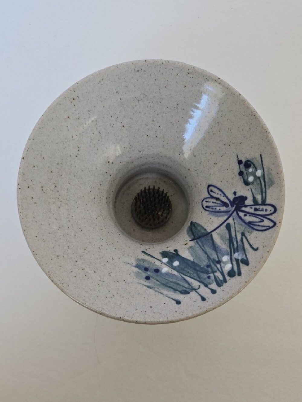 Great Bay Pottery Dragonfly Design Ikebana Flower Frog Vase - Picture 6 of 12